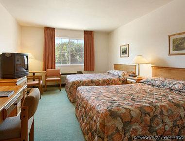 Super 8 By Wyndham Sheldon Hotel Cameră foto